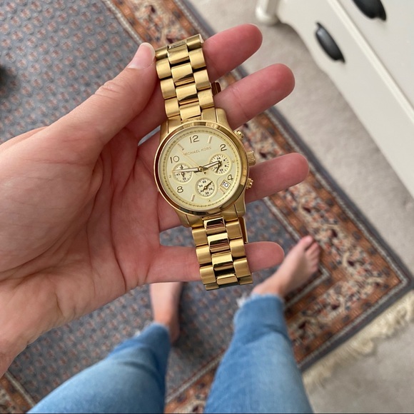 Michael Kors MK5055 Runway Chronograph Gold Watch - Picture 1 of 12